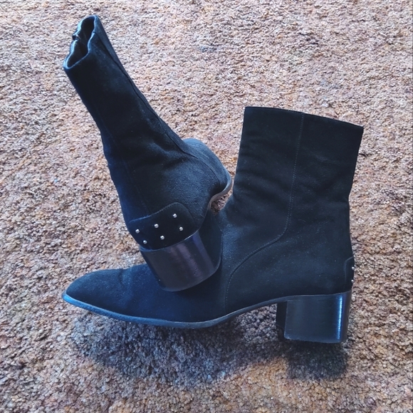 TOD'S Suede Boots - Picture 7 of 7